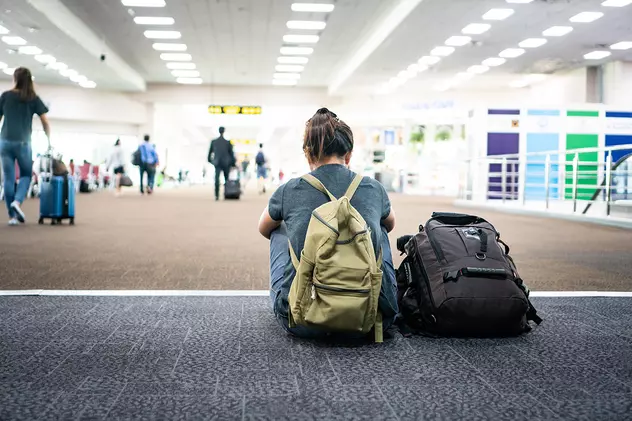 Studiu: 730.000 de români spun că vor să emigreze în 2022. „Probabil unii dintre ei sunt cu bagajele făcute”