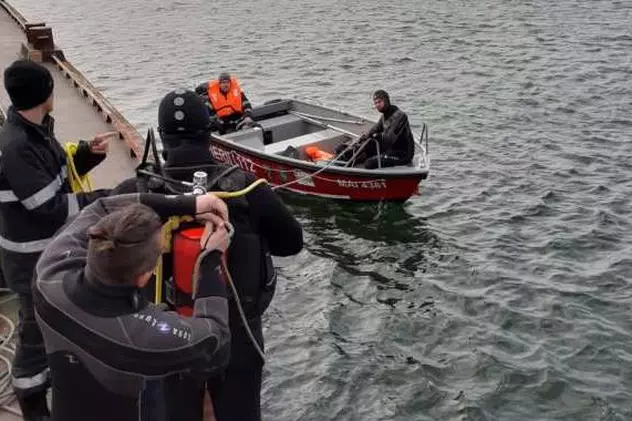 Marinar căutat de scafandri în Dunăre, după ce a dispărut de la bordul unui șlep în portul Calafat