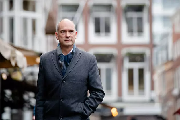 Șeful unui partid din Olanda a uitat în tren un proiect de acord pentru formarea coaliției de guvernare. „Am făcut ceva cu adevărat stupid”