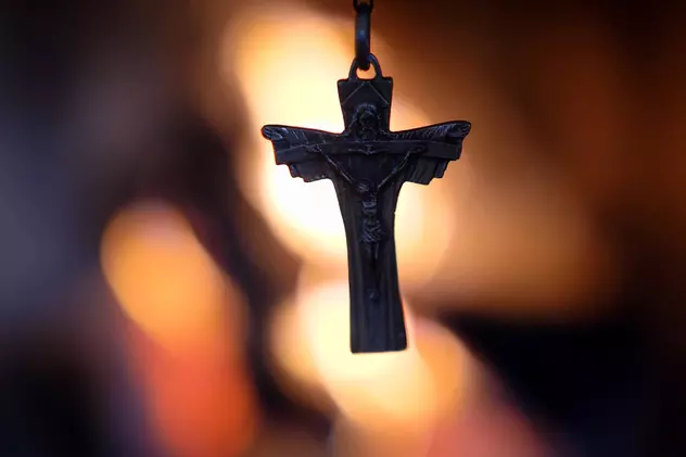 Ce înseamnă sărbăatoare cu cruce neagră