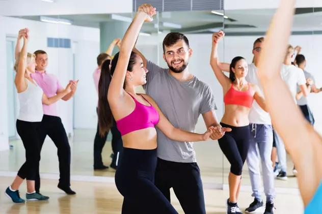 Cum ne ajută dansul să ne eliberăm de stres