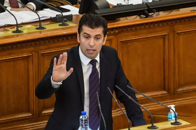Premierul Bulgariei: Parlamentul va autoriza trimiterea de arme în Ucraina la începutul lunii mai
