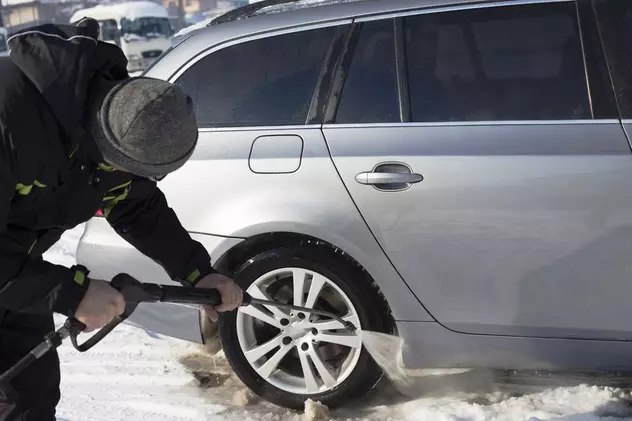 Cum poți proteja vopseaua mașinii tale pe timp de iarnă