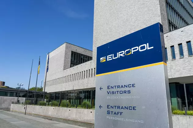 Un român se află pe lista celor mai căutați 62 de infractori, publicată de Europol
