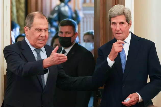 Șefii diplomațiilor americane și ruse se întâlnesc, joi, la Stockholm, în contextul în care cresc tensiunile de la granița Ucrainei