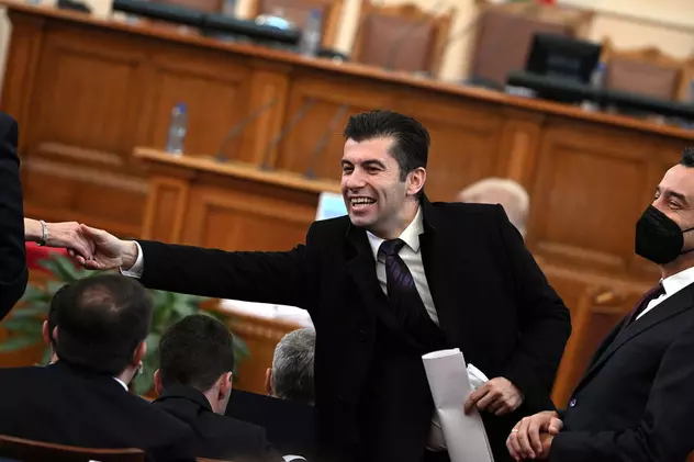 Kiril Petkov, votat de Parlament premierul Bulgariei