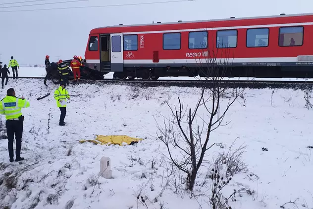 Tânără decedată, în Arad, după ce mașina pe care o conducea a fost spulberată de tren