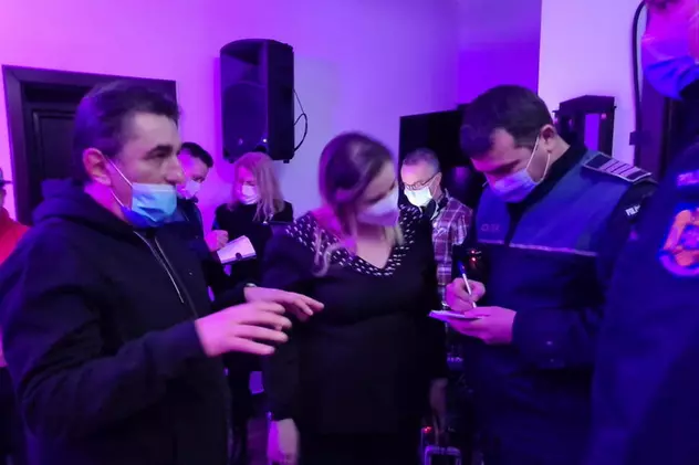 „Suntem în team-building” - explicația managerului spitalului din Beiuș, după ce poliția i-a „spart” petrecerea