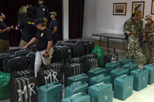 Aproape o tonă de cocaină, confiscată în Paraguay. Fiul unui fost parlamentar a fost arestat