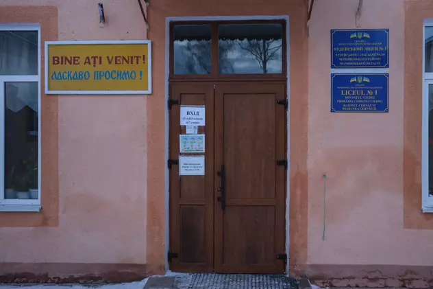 REPORTAJ. Strigătul românilor din Ucraina care nu mai au voie să învețe în limba maternă: „Ne doare, că noi nu am venit de undeva, noi suntem la noi acasă”