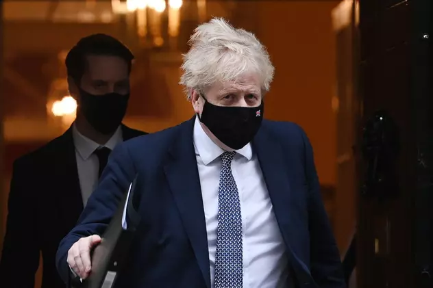 Cine este funcționarul care va decide soarta premierului britanic Boris Johnson. I se spune „Micul Dumnezeu”