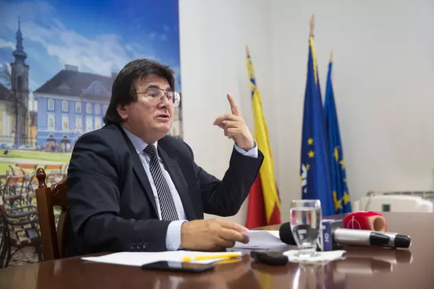 Fostul primar al Timișoarei a lansat „una din compozițiile mele muzicale mai vechi” pe versurile lui Eminescu
