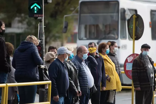 Aproape toată țara e în scenariul roșu. Capitala a înregistrat cele mai multe cazuri noi de COVID