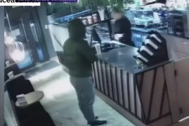 Un bărbat a fost reținut după ce a jefuit o cafenea din Suceava, amenințând o vânzătoare cu un pistol