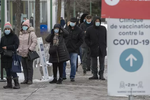„Nu te vaccinezi, nu poți cumpăra bere”, măsura prin care provincia canadiană Quebec a impulsionat imunizarea