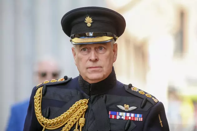 Prințului Andrew i s-a interzis să poarte uniforma militară la evenimentele ceremoniale de după moartea reginei Elisabeta a II-a