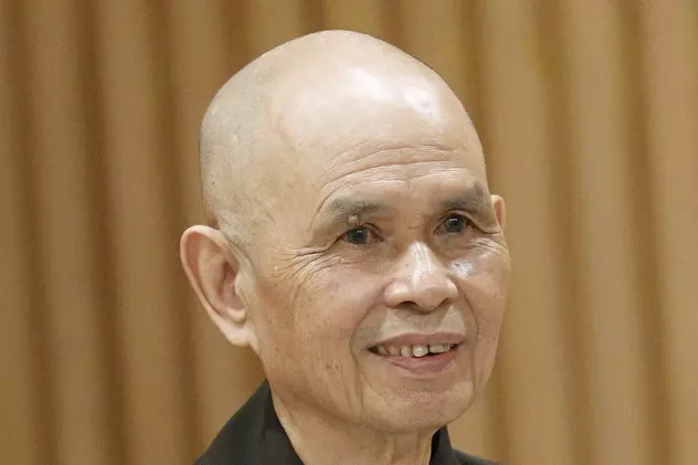 Thich Nhat Hanh, unul dintre cei mai influenţi călugări budişti, a murit la 95 de ani