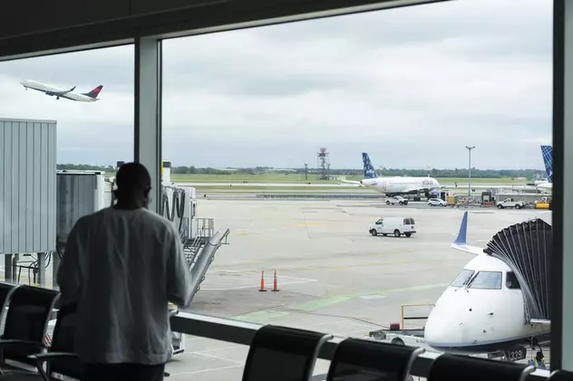 Introducerea tehnologiei 5G în jurul aeroporturilor va produce „haos”, avertizează companiile aeriene din SUA