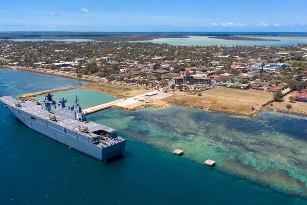 Măturată de tsunami și dependentă de ajutor, Tonga intră în lockdown după apariția primelor cazuri COVID