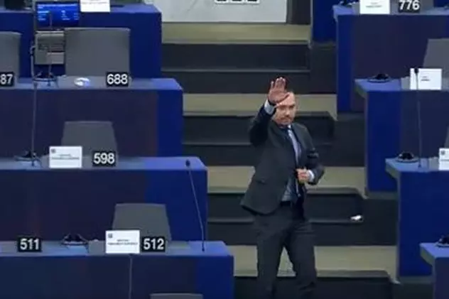 Scandal în Parlamentul European, după ce un deputat bulgar a făcut un gest care seamănă cu salutul nazist. Cum se apără Angel Dșambaski