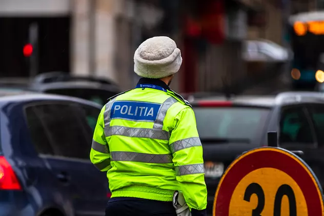Polițist din Gorj lovit cu mașina de un șofer care a refuzat să oprească la semnal. Bărbatul a fost arestat preventiv