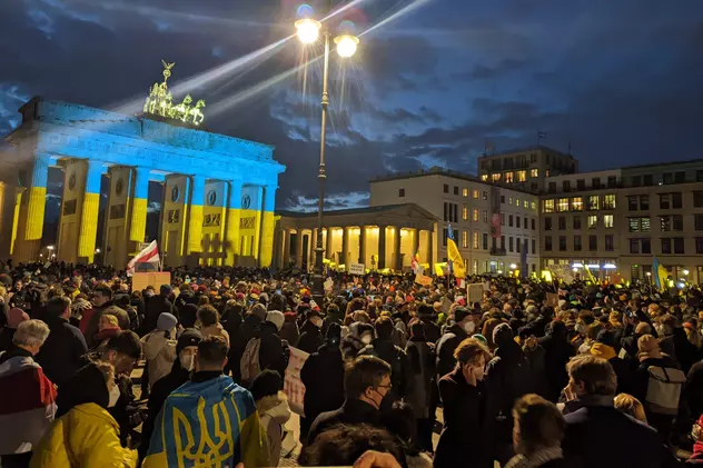 Corespondență din Berlin. Mii de oameni cer sancțiuni mai dure împotriva Rusiei: „Calculele financiare sunt puse mai presus de viețile omenești”