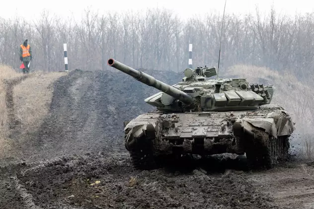 Seară agitată în Donbas: atac masiv în nordul Mării Azov. Ucrainenii acuză că „inamicul a tras inclusiv cu tancurile”