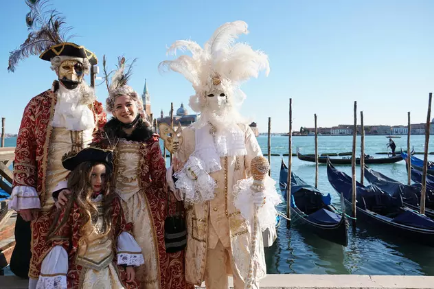 „Carnavalul speranței” a început la Veneția, după doi ani de pauză din cauza COVID
