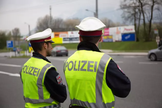 Copil de 13 ani, beat la volan, în Austria. Ce scuză a găsit când a fost oprit de polițiști