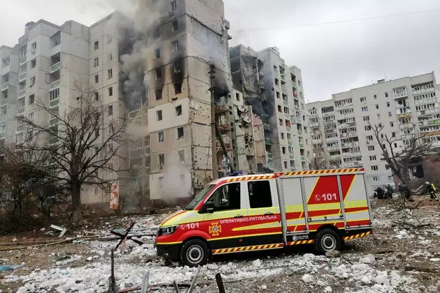 Imagini teribile cu blocurile din centrul orașului Cernihiv, după ce au fost lovite de rachete