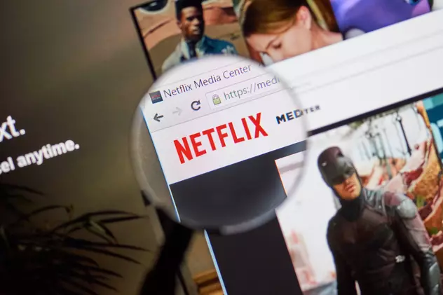 Netflix începe să-i pedepsească pe abonații care-și împart contul cu prietenii