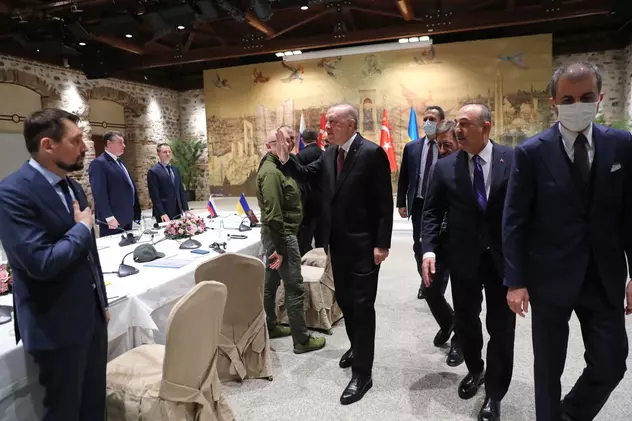 Ce urmează negocierilor de pace din Turcia. Anunțul ministrului turc de externe, după cea mai promițătoare întâlnire Rusia-Ucraina
