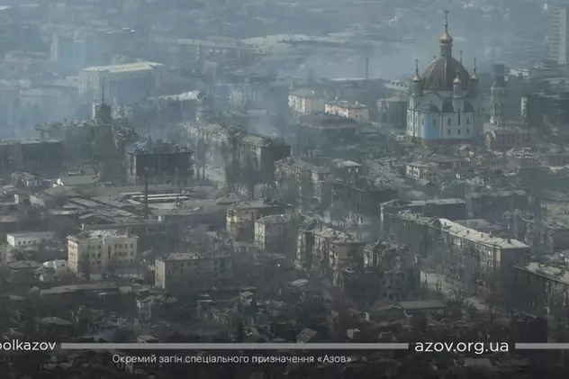 „Mariupol arată ca lumea de după Apocalipsă!” Mărturia comandantului Regimentului Azov, care apără orașul în fața atacurilor rușilor