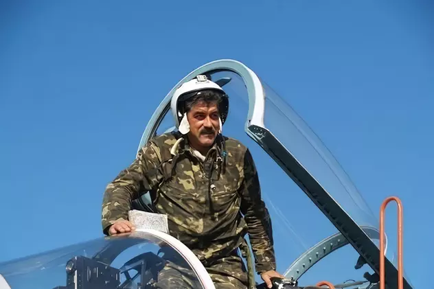Pilot de origine română din armata Ucrainei, decorat post-mortem de Zelenski: „Să-l scrieți Ștefan, așa-i plăcea. Și să piloteze. Și să conducă Loganul lui. Și România, și Ucraina”