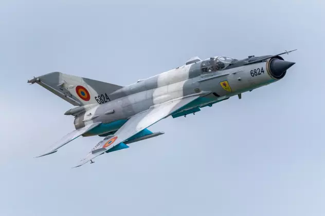 România suspendă toate zborurile militare cu avioanele MiG-21 LanceR
