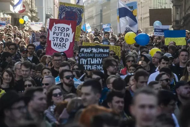 Comunitatea rușilor din Cehia, mesaje dure împotriva lui Putin la protestul antirăzboi organizat sâmbătă în Praga