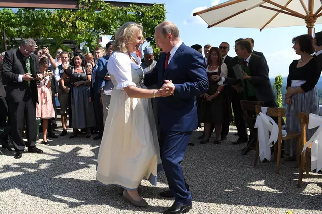 Fostul ministru de externe al Austriei, care l-a avut pe Putin invitat la nuntă, spune pentru presa rusă: „Văd mai mult activism decât diplomație la europeni”