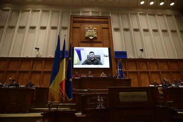 Volodimir Zelenski, imagini cu masacrul de la Bucha în Parlamentul României: „Ucraina nu este ultima țintă a agresiunii rusești. De la Odesa este un pas până în Moldova”