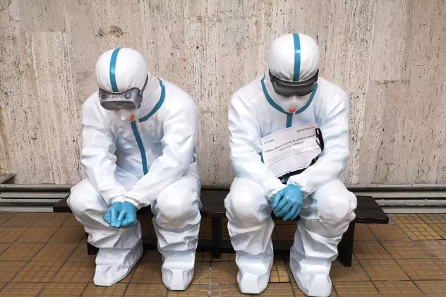 Omagiu adus medicilor în stația de metrou Eroilor, după doi ani de pandemie: „Eroism și muncă neîncetată”