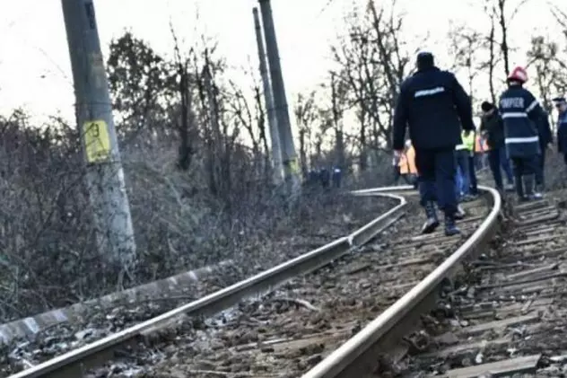 O femeie a murit lovită de tren într-o stație din Cluj. Mecanicul a alertat poliția