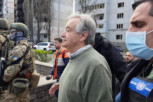 Guterres s-a întâlnit cu Zelenski la Kiev: ONU „face tot posibilul" pentru a evacua oamenii de la oțelăria din Mariupol