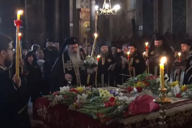 Slujba de Înviere la Catedrala Mitropolitană din Iaşi, oficiată în limba slavonă bisericească pentru refugiaţii ucraineni