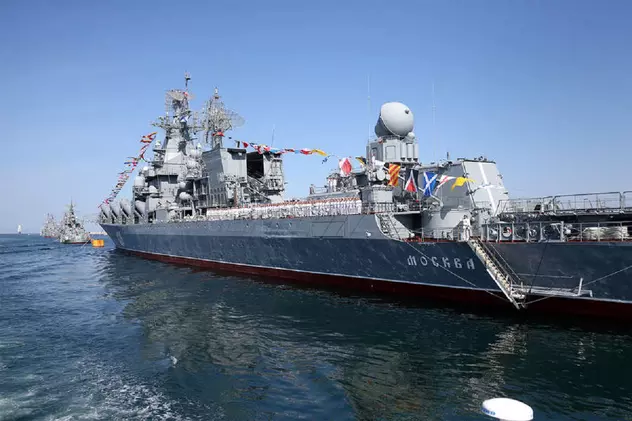 S-a scufundat nava-amiral a flotei ruse din Marea Neagră, crucișătorul Moskva