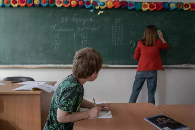 Câți copii ucraineni s-au înscris ca audienți în şcolile din România de la începutul invaziei. Anunțul ministrului educaţiei