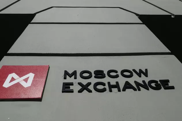 Marea Britanie vrea să revoce statutul de bursă recunoscută al Bursei de Valori din Moscova
