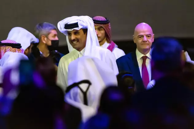Emirul Qatarului este interesat să cumpere clubul Manchester United. UEFA este nevoită să schimbe regulamentul