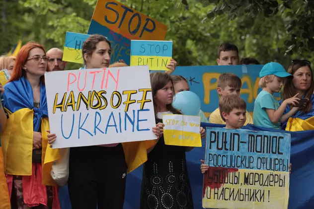 Nou protest împotriva războiului din Ucraina, în fața Ambasadei Rusiei la București