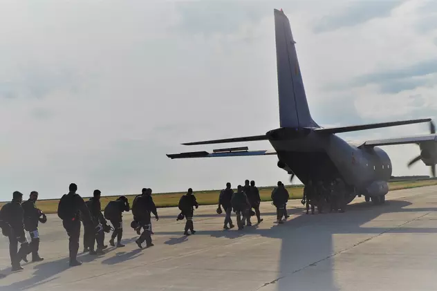 Un parașutist militar a murit într-un exercițiu pe Aerodromul din Boboc