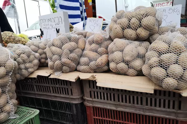 Scandal în Polonia din cauza cartofilor românești. Un patronat lansează acuzații de „comerț ilegal” în piețe