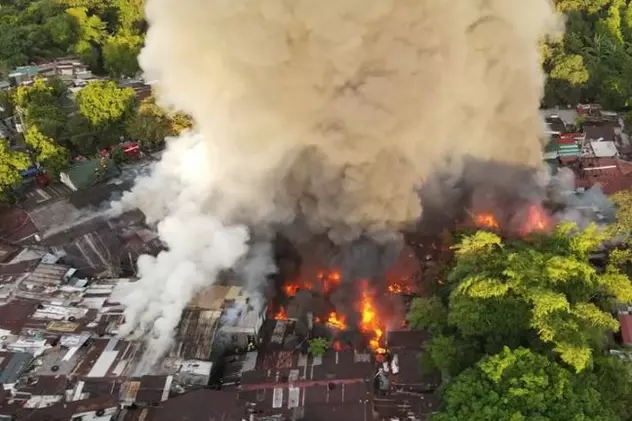 Incendiul, filmat din dronă. Captură BBC